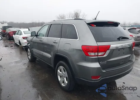 2013 Jeep Grand Cherokee Laredo z USA, uszkodzony, nr VIN 1C4RJFAG7DC544101